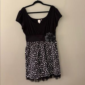 Black and White Dress with Thick Empire Waist